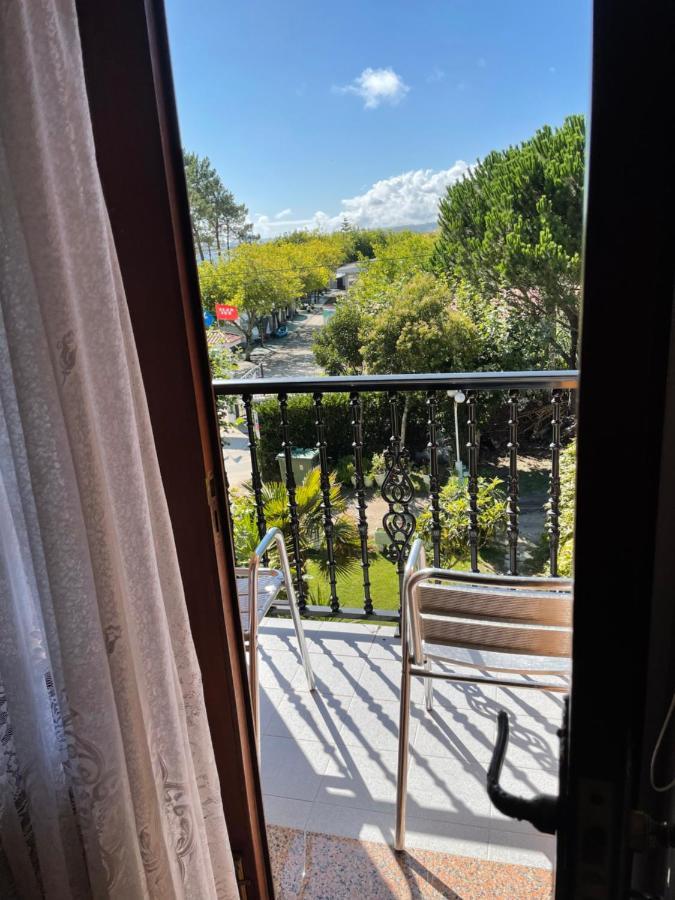 Hostal Restaurante Luz De Luna Villanueva De Arosa Exteriér fotografie